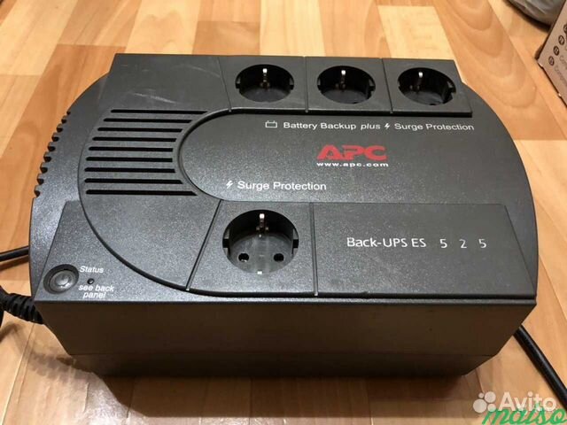 Бесперебойник APC Back-UPS ES 525