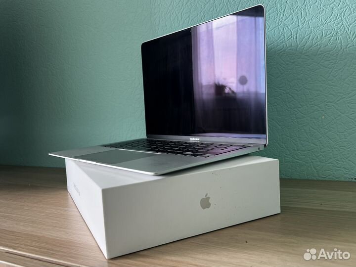 Apple MacBook Air M1