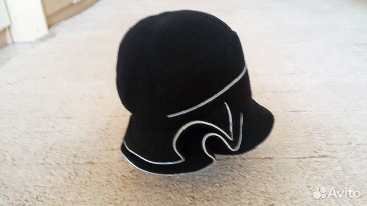 Женские шляпки и шапки