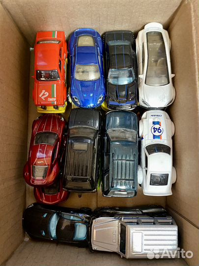 Модели 1/64 Hotwheels,Matchbox,welly