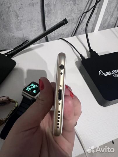 Телефон iPhone 6