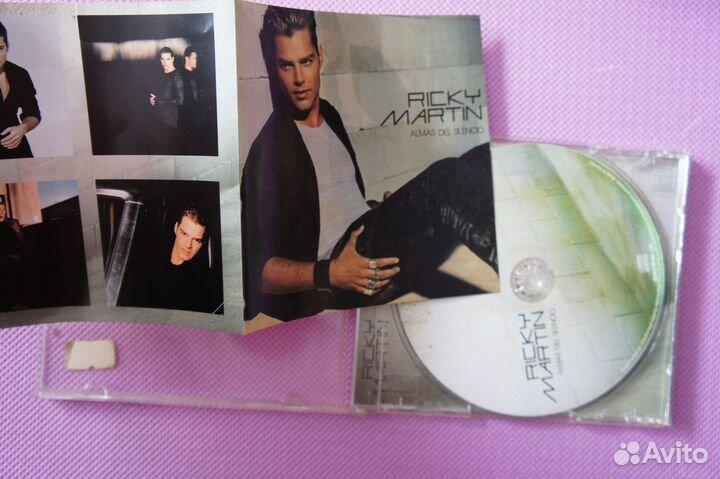 Ricky Martin – Almas Del Silencio