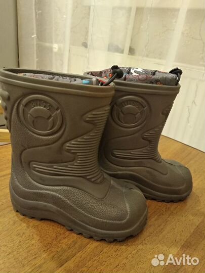 Продам сапоги