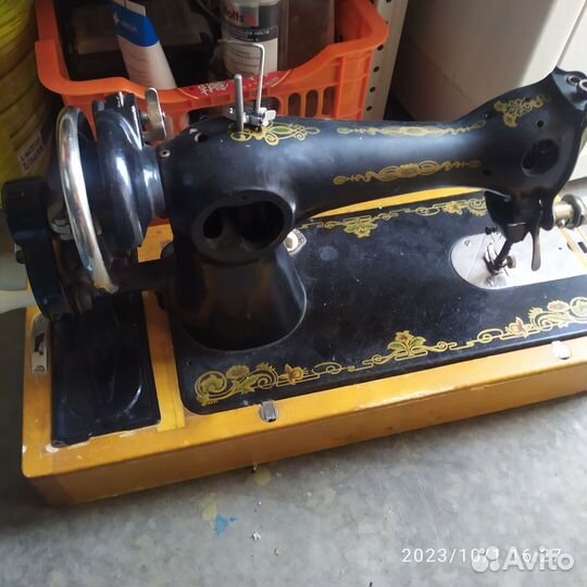 Ручная швейная машина бу