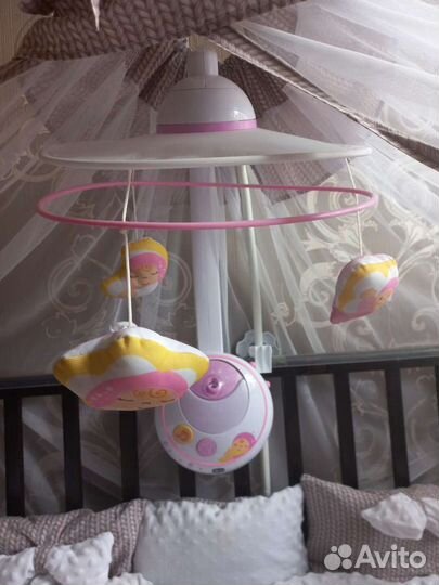 Мобиль на кроватку chicco