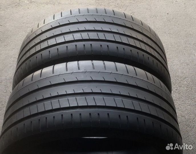 Michelin Pilot Super Sport 255/35 R20