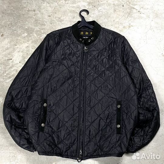 Микропуховик Barbour