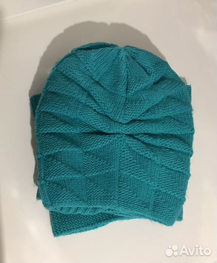 Женская шапка зимняя