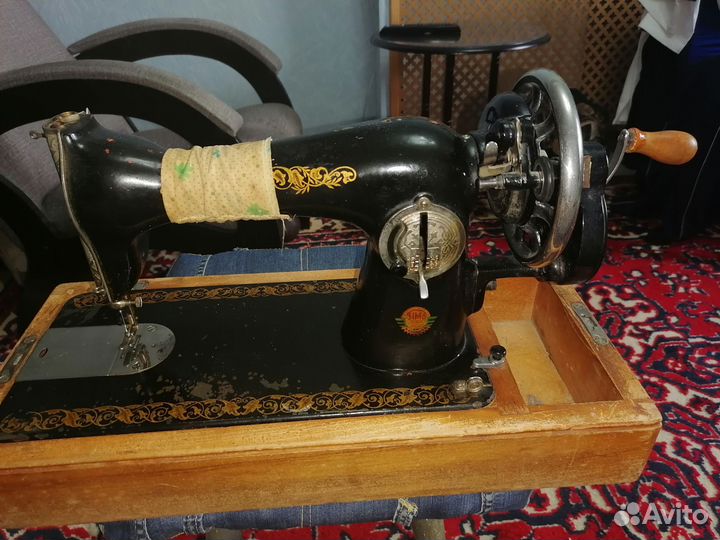 Швейная машинка подольская ручная