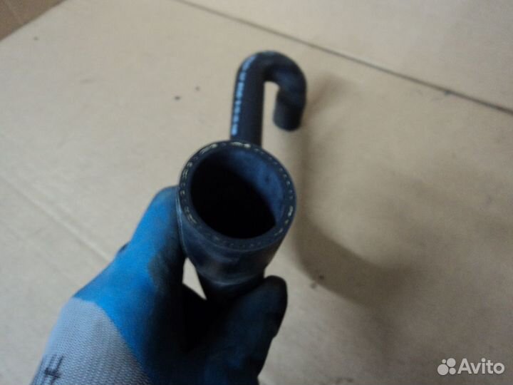 Шланг радиатора охлаждения верхний VW Polo 3