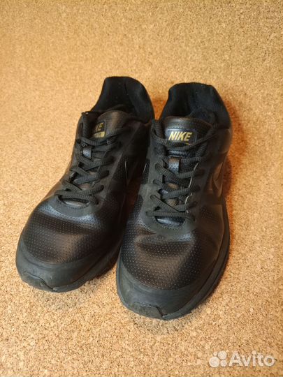Кроссовки мужские nike 44 размер