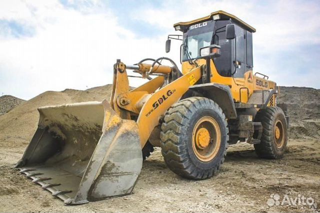 Машинист тракторист на фронтальный погрузчик