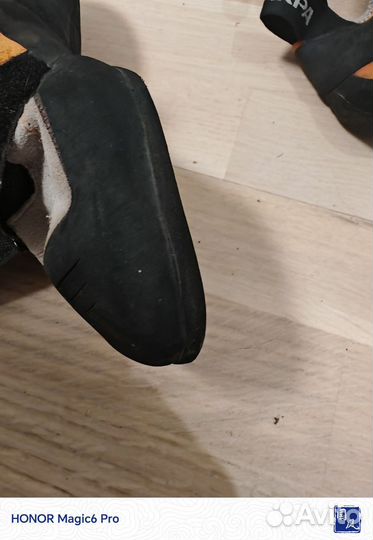 Скальные туфли для скалолазания scarpa