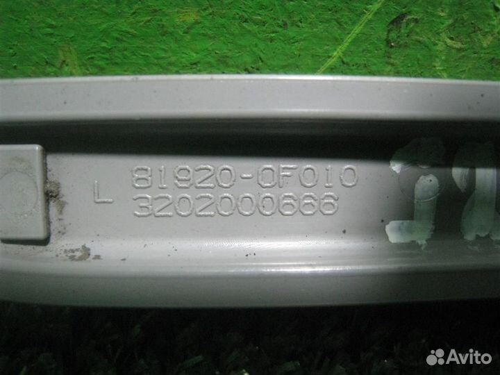 Отражатель бампера заднего левый Toyota Verso R2