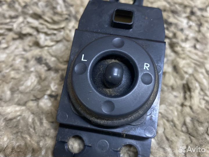 Kia cerato 2 блок регулировки зеркал