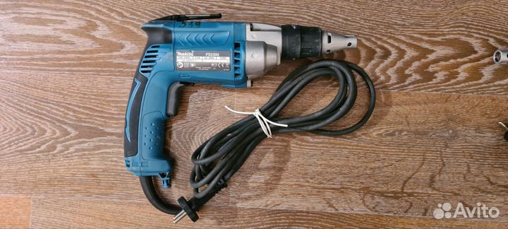 Makita дрель для гипсокартона fs2300