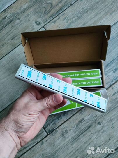 Беспроводная led лампа с датчиком движения 3шт