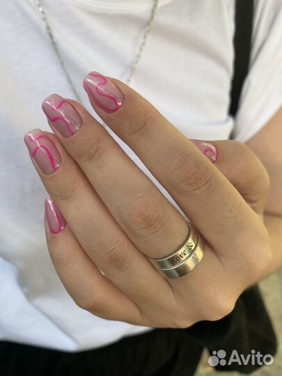 Мастер маникюра и педикюра