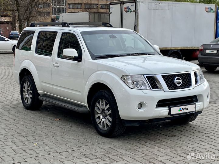 Nissan Pathfinder 2.5 AT, 2010, 188 700 км