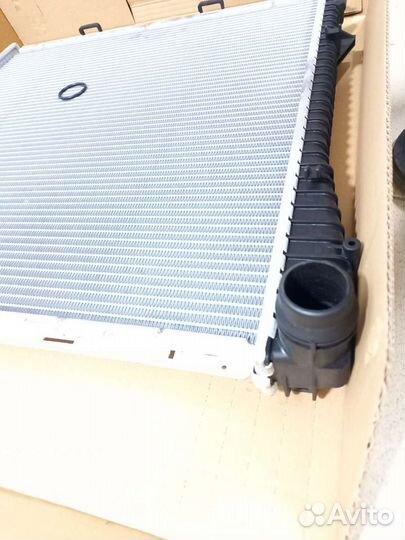 Радиатор на bmw X 5