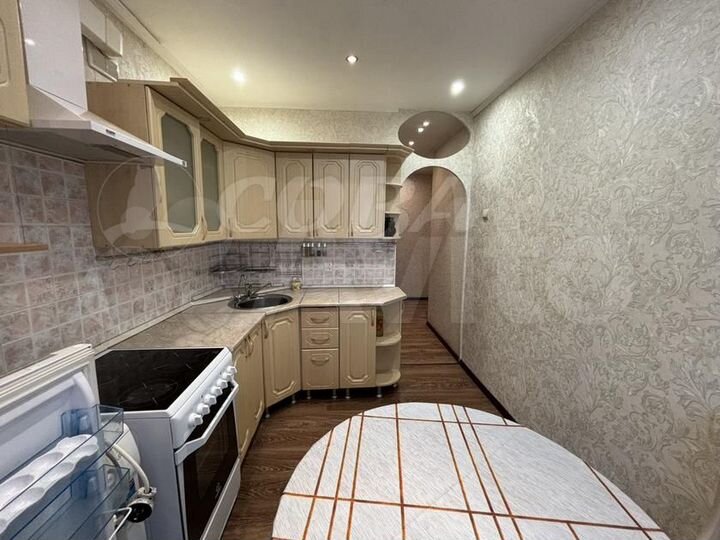 3-к. квартира, 76 м², 4/9 эт.