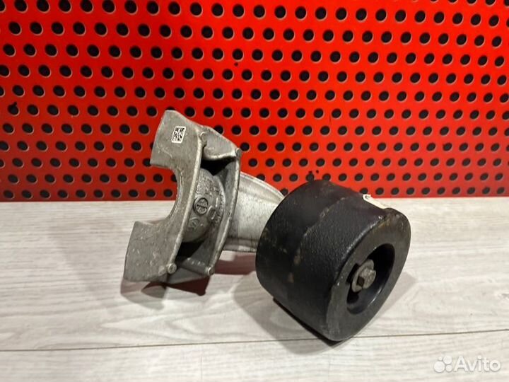 Демпфер Bmw 5 G30 B48B20B 2018