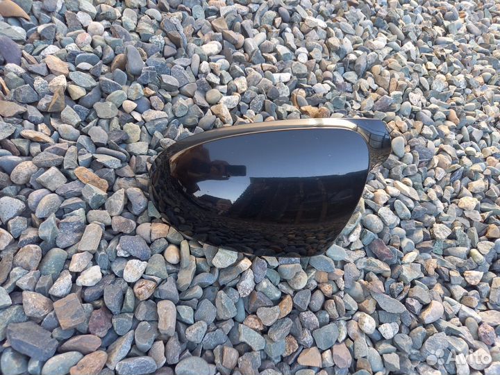 Крышка зеркала Passat B6. 3C0857537
