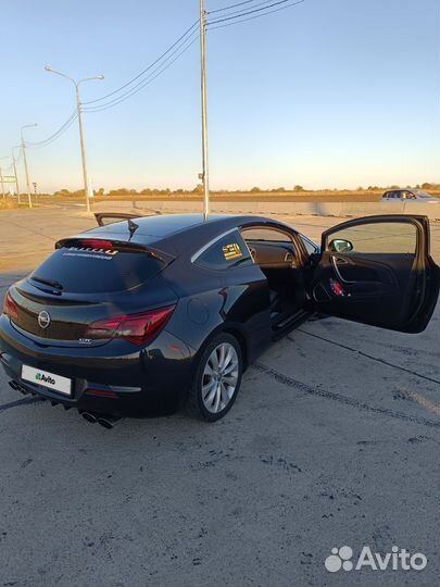 Opel Astra GTC 1.4 МТ, 2011, 212 000 км