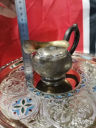 Молочник серебряный Европа 19 век