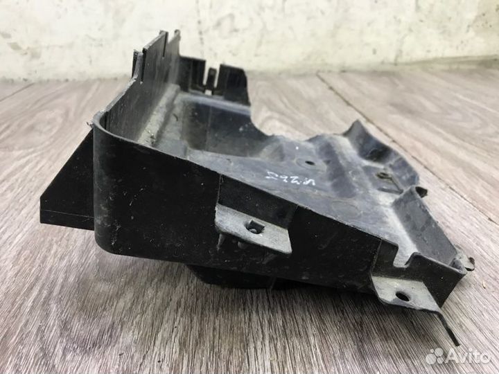 Полка аккумулятора Opel Astra H