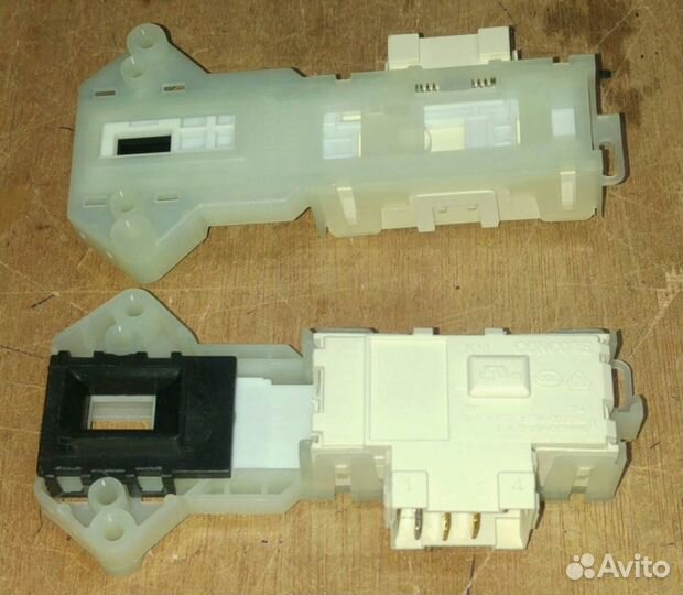 Замок люка стиральной машины LG WM2068NJw