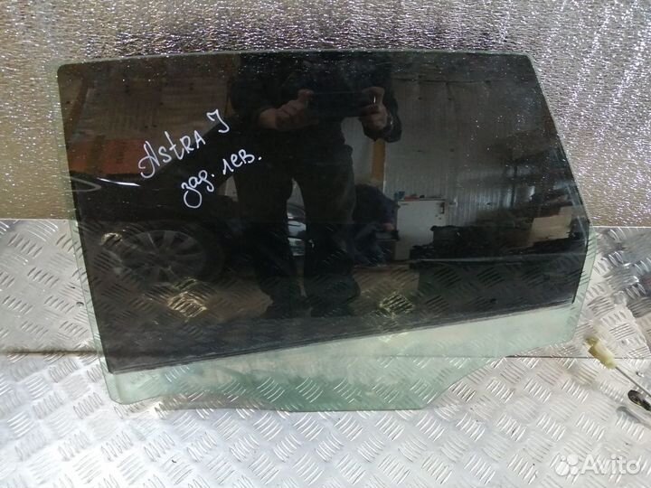 Стекло двери Астра Джей хэтчбек Astra J