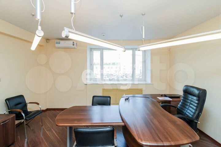 Продам офисное помещение, 147.7 м²