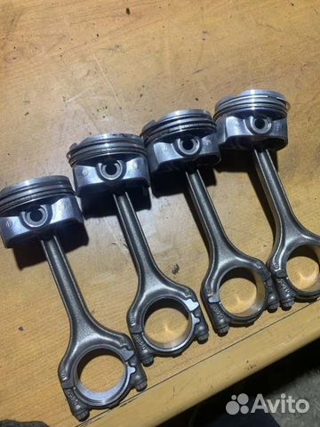 Поршень с шатуном Skoda Octavia A7 cjza