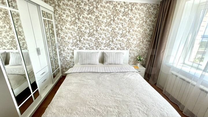 2-к. квартира, 65 м², 8/8 эт.