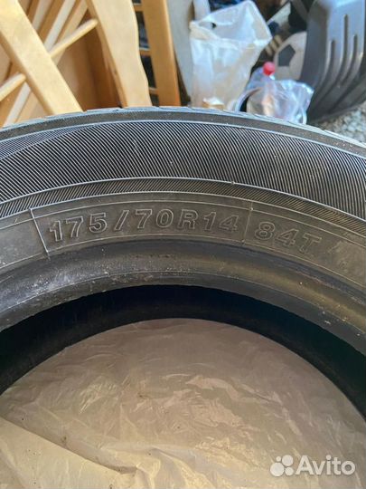 Yokohama BluEarth E51 175/70 R14