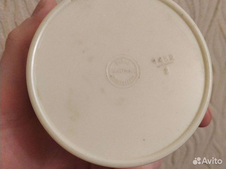 Шкатулка для украшений из пластмассы