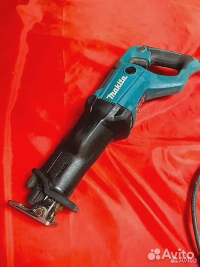 Сабельная пила Makita JR3051T, 1200 Вт