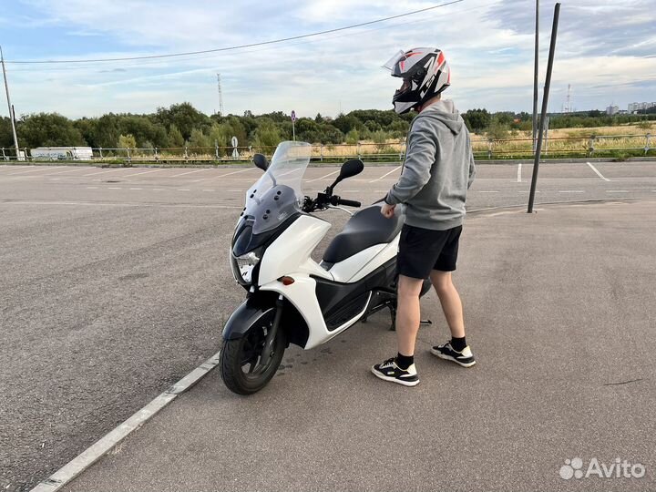 Маски скутер Honda Faze 2011