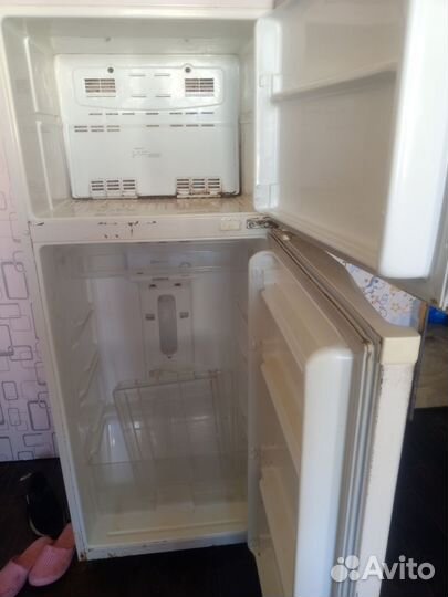 Холодильник на запчасти