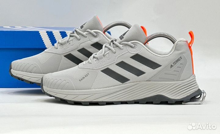 Кроссовки Adidas terrex