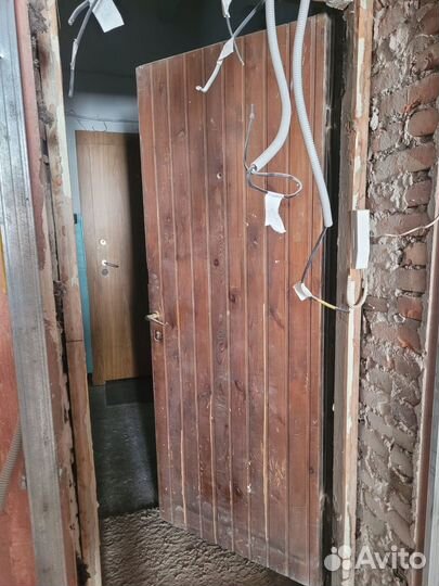 Металлическая дверь бу 960 220