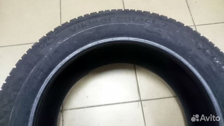 Continental ContiVikingContact 7 165/60 R15 81T