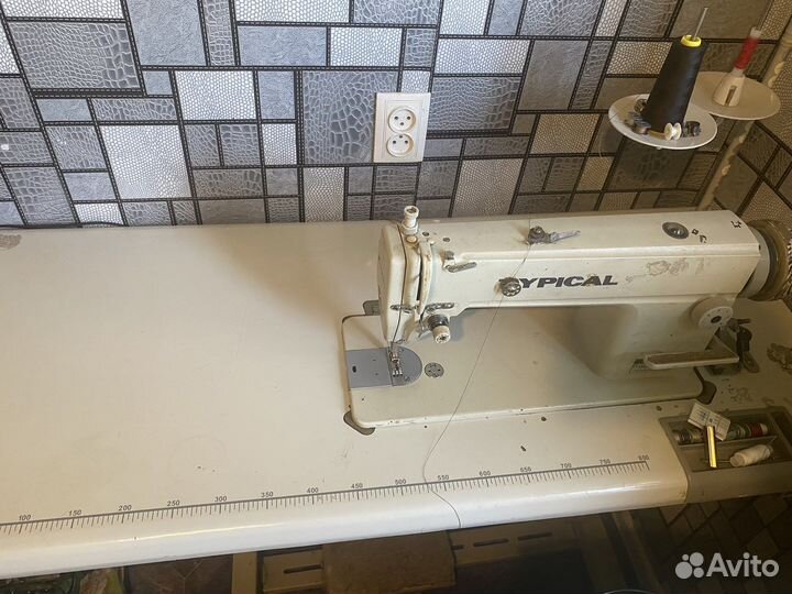 Швейная машина typical