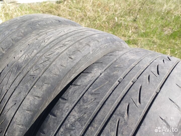 Bridgestone MY-02 Sporty Style 215/55 R17 94V