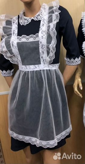 Белый школьный фартук