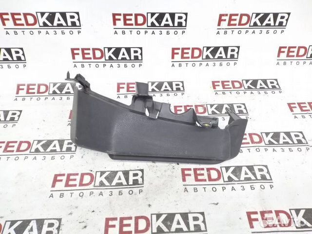 Накладка задней стойки задняя правая Opel Astra H