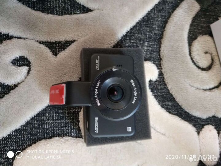 Продаю автомобильный видеорегистратор