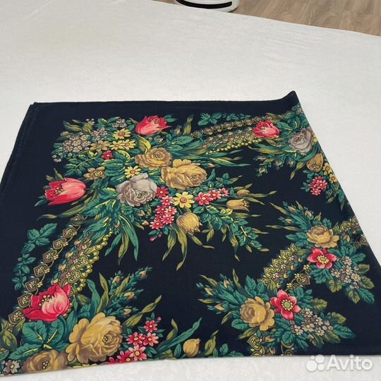 Павловопосадский платок 140х140