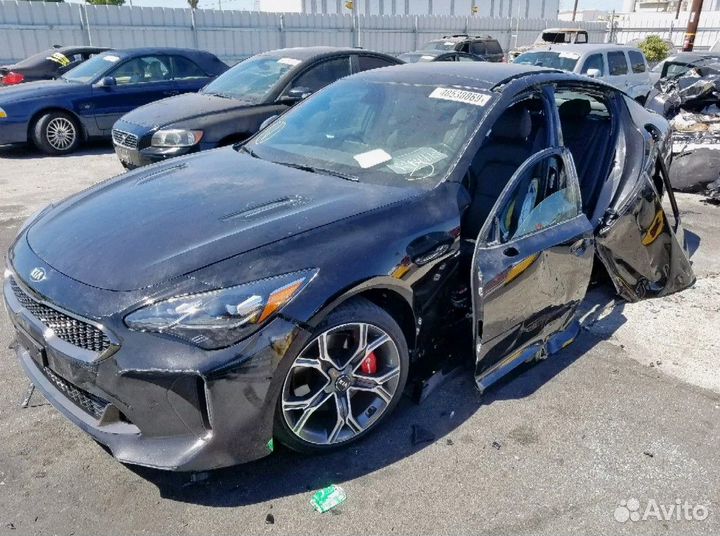 Стëкла на двери, Kia Stinger